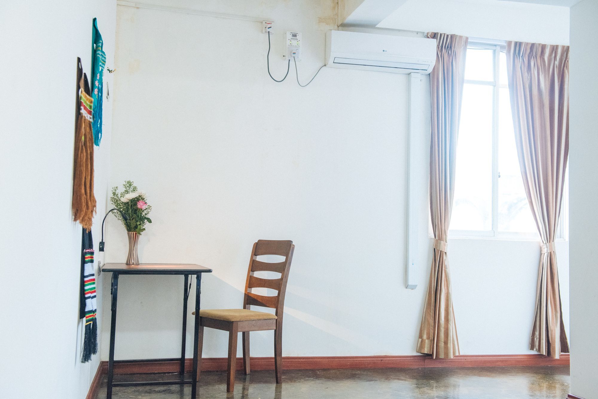 Dengba Hostel Yangon Exteriör bild